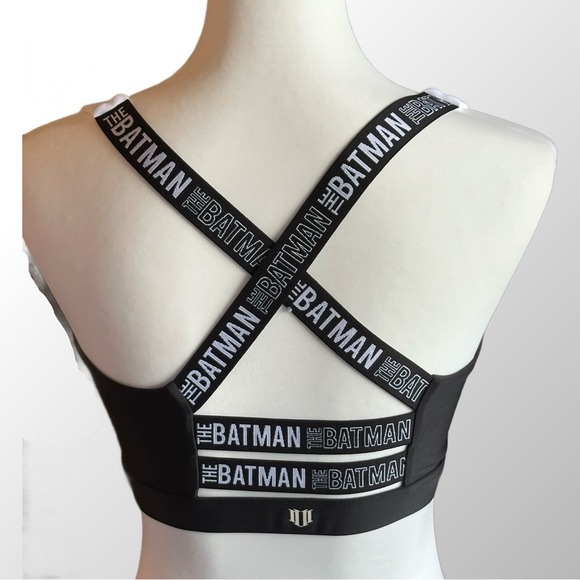 Eleven by Venus Williams Sports Bra Medium NWT Black & White‎ The Batman - Picture 1 of 8